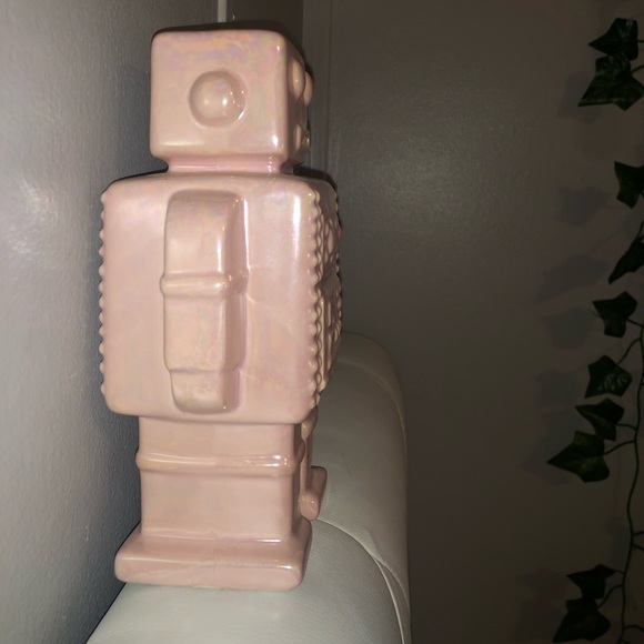 Pink Marble robot decor - Picture 3 of 3